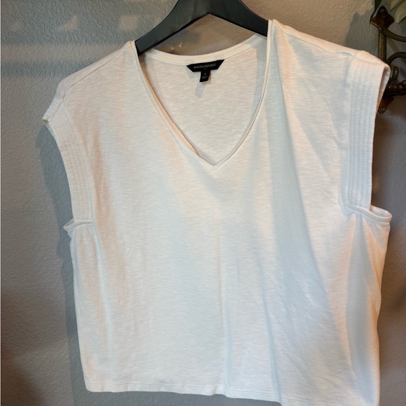 Banana Republic Classic White Top-Square fit - Picture 1 of 4
